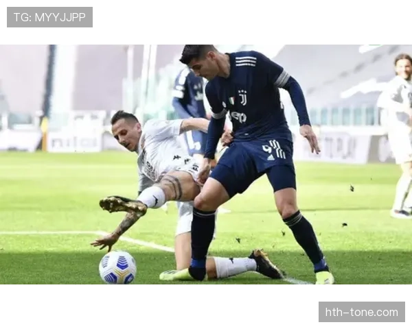 卡利亚里防线坚如磐石,稳健表现助球队稳居积分榜 卡利亚里防线坚如磐石,稳健表现助球队稳居积分榜